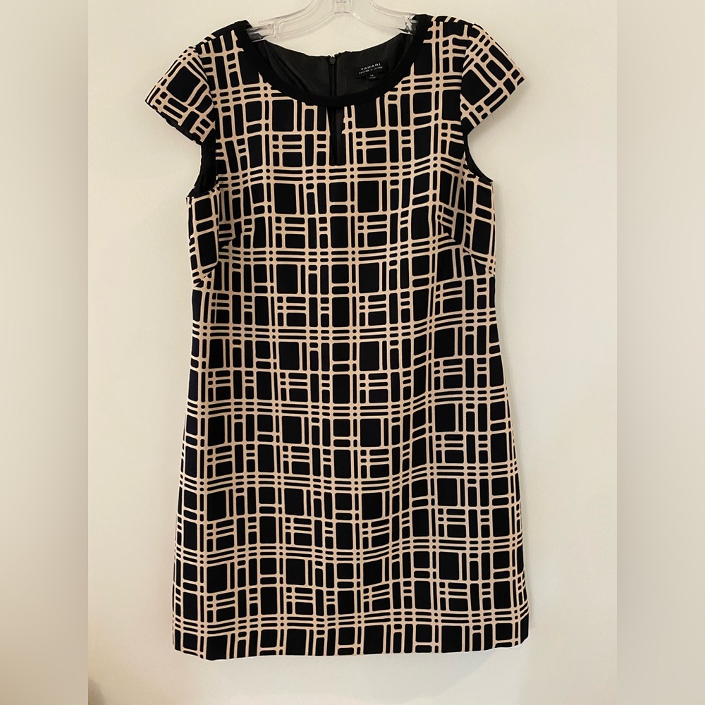 Ladies Tahari Dress, worn once, Color black and tan print size 10